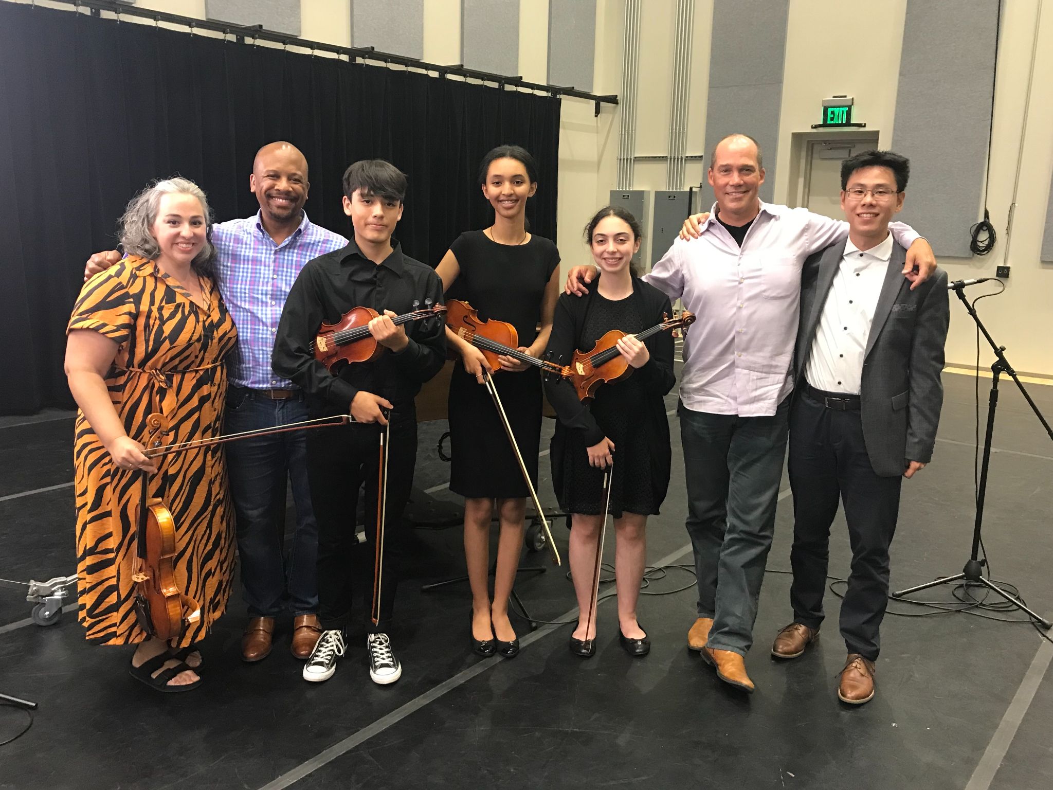 String Students perform LIVE on Classical King FM 98.1 - Key to Change